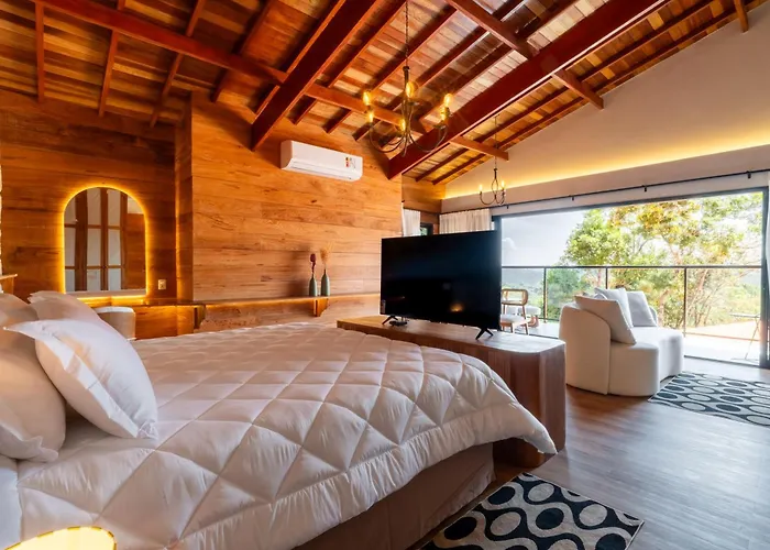 Pousada CerejeirasPousada Monte Verde